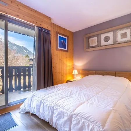 Beautiful 50m With 2 Balconies And Mountain View Apartment *