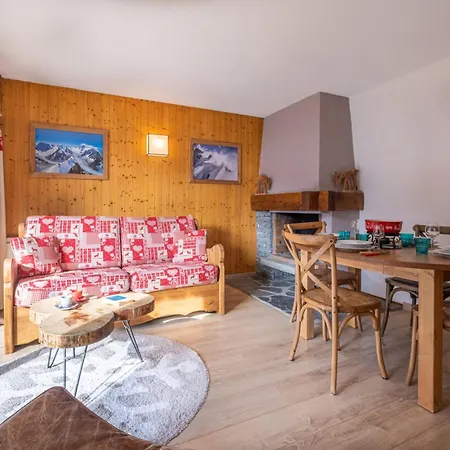 Beautiful 50m With 2 Balconies And Mountain View Chamonix