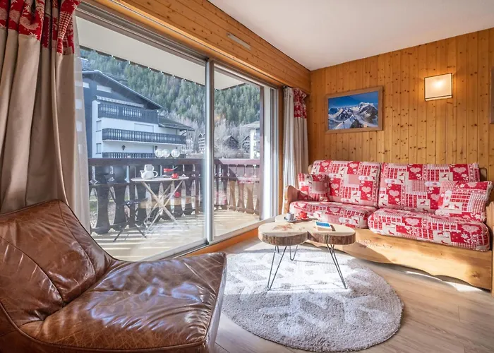 Beautiful 50m With 2 Balconies And Mountain View Шамони