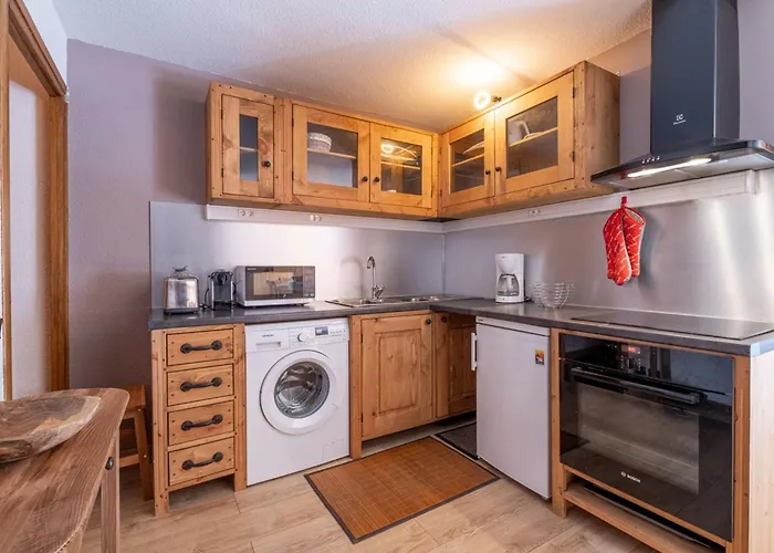 Beautiful 50m With 2 Balconies And Mountain View 아파트